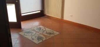 Rif. 81 – Negozio in zona Via di Roma € 95.000